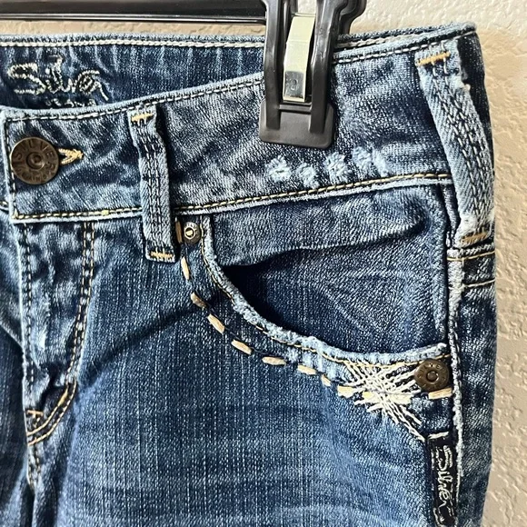 Silver Jeans Julia Women's Boot Cut Western Glove Works Denim Size W28 / L34 - Picture 2 of 10
